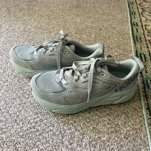 Hoka One Clifton All Gender Suede Sneaker - Misty Blue